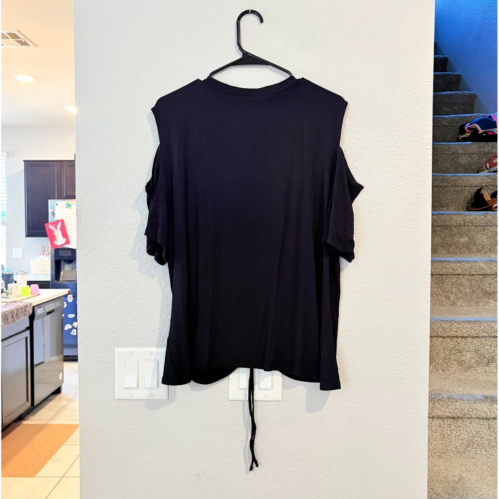 NEW LNA Clothing Brighton Top Black Cold Shoulder Ribbed Ruched V-Neck 3X - Picture 6 of 6